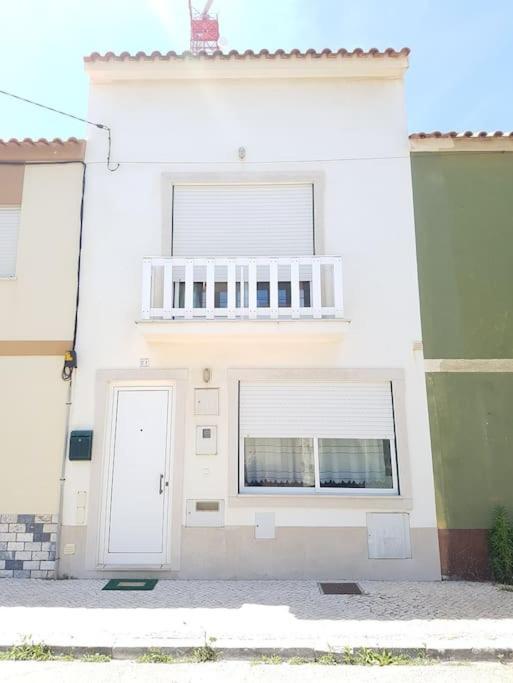 Casa De Praia Acolhedora/ Cosy Beach House Marinha das Ondas エクステリア 写真